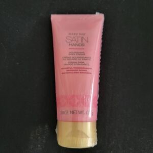 New Sealed Mary Kay Satin Hands Shea Butter Cream Blissful Pomegranate 3oz Tube